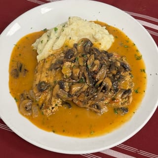 CHICKEN BOLOGNESE